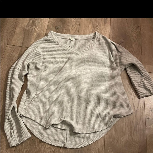 Grey long sleeve sweater - Picture 2 of 2